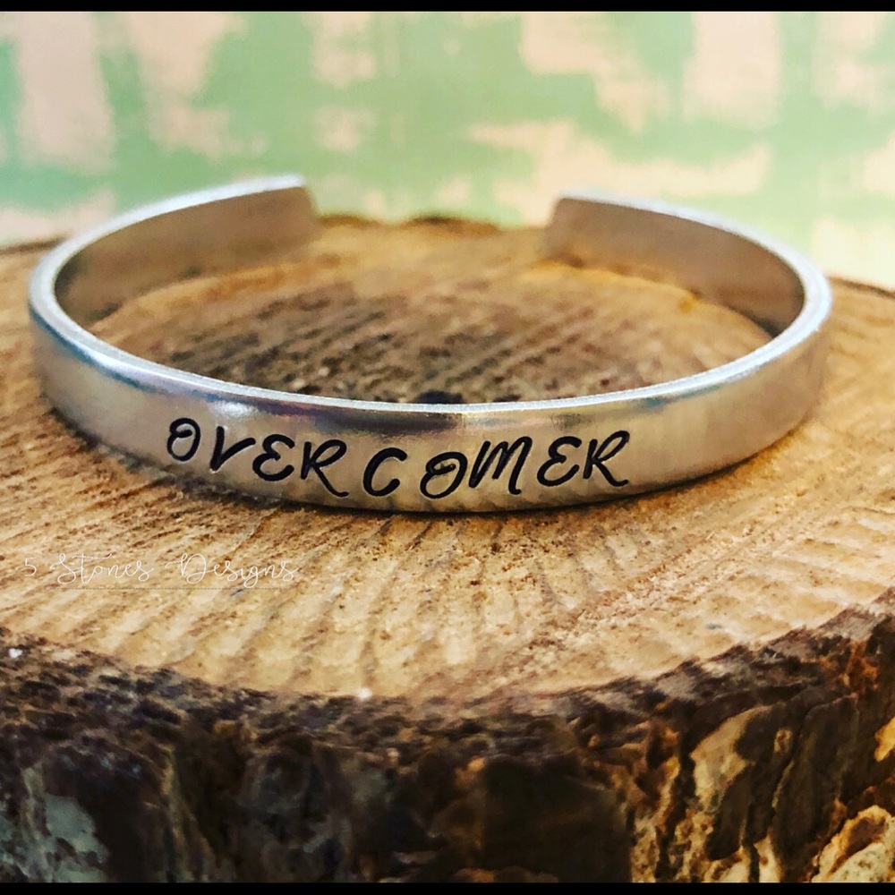 🆕 Overcomer Christian Aluminum Cuff Bracelet - Picture 2 of 3